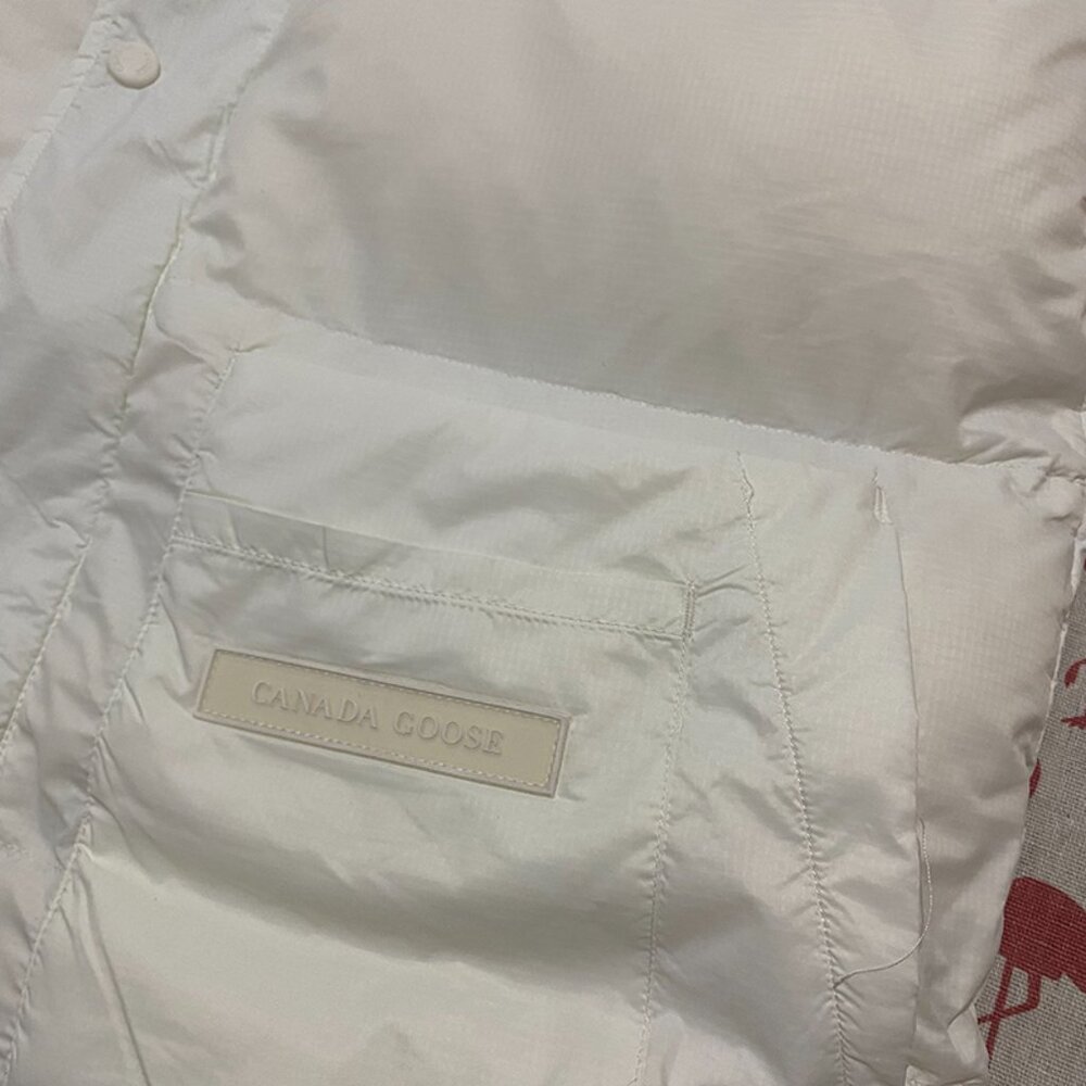 Unisex White Sleeveless Canada Goose Down Vest - Picture 6 of 13